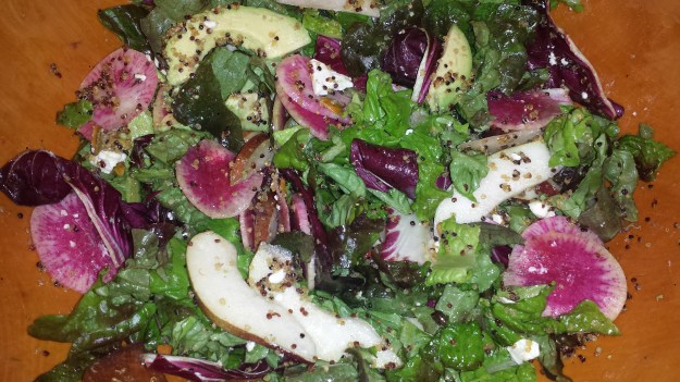 Green Salad with Crispy Quinoa11